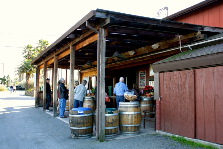 Iron Horse Vineyards tasting bar
